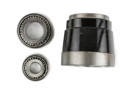 FT23043 PIASTA KOŁA IVECO DAILY 90> PRZÓD 30/45/40.8/10  Z ŁOŻYSKIEM