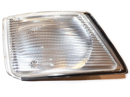 DP 663-1502R-UE-C KIERUNKOWSKAZ PRAWY BIAŁY IVECO DAILY 00-