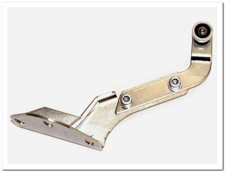 3804682 PROWADNICA DRZWI IVECO DAILY 06- BOK DÓŁ SET