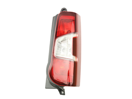 FT86216 LAMPA TYLNA PRAWA CITROEN BERLINGO 18-