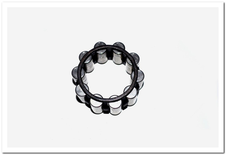 8871208 ŁOŻYSKO SKRZYNI IVECO DAILY 06> WAŁEK SPRZĘGŁOWY IGIEŁKOWE