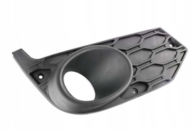 FT91661 ZAŚLEPKA ZDERZAKA PRAWY PRZÓD IVECO DAILY 14- Z OTWOREM NA HALOGEN