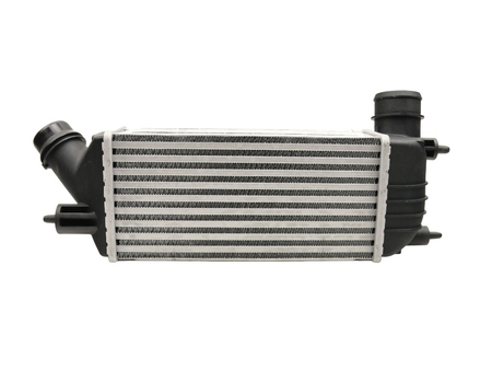 FT55594 INTERCOOLER CITROEN JUMPY 07> 2.0 HDi