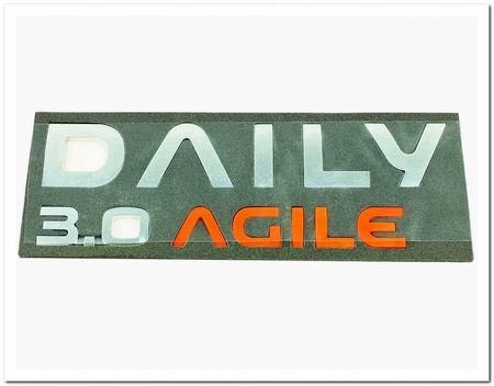 3801605 EMBLEMAT TYŁ IVECO DAILY 06- "DAILY 3.0 AGILE"