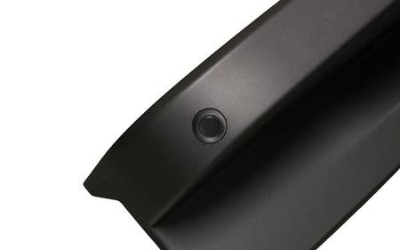 ZDERZAK IVECO DAILY 14> TYŁ STOPIEŃ CZARNY CZUJNIK PARKOWANIA